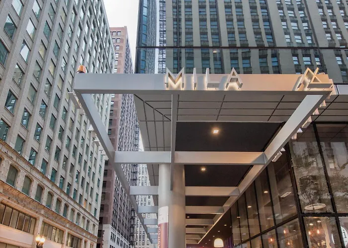 Loop W Theater Games Nr Millennium Park Chi-1017 Chicago